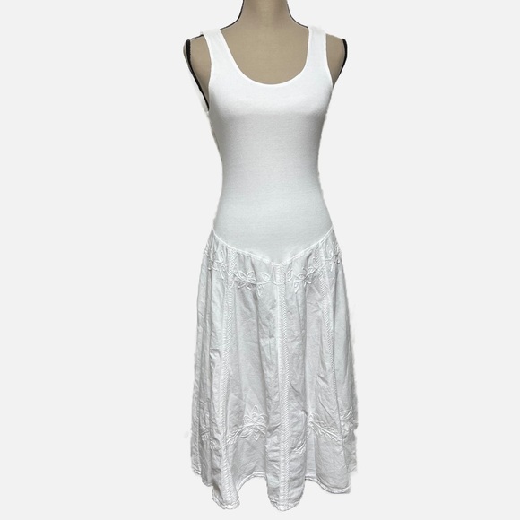 GIOCAM Dresses & Skirts - WHITE GIOCAM TANK DRESS size Medium
